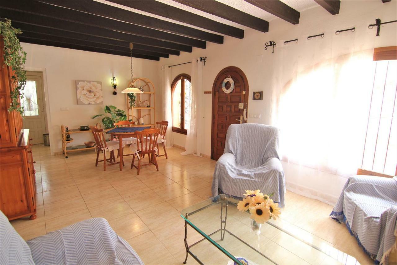 Villavenus Calpe Bagian luar foto