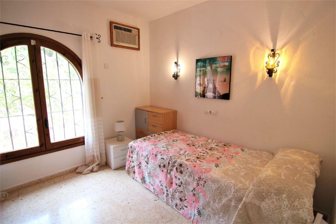Villavenus Calpe Bagian luar foto