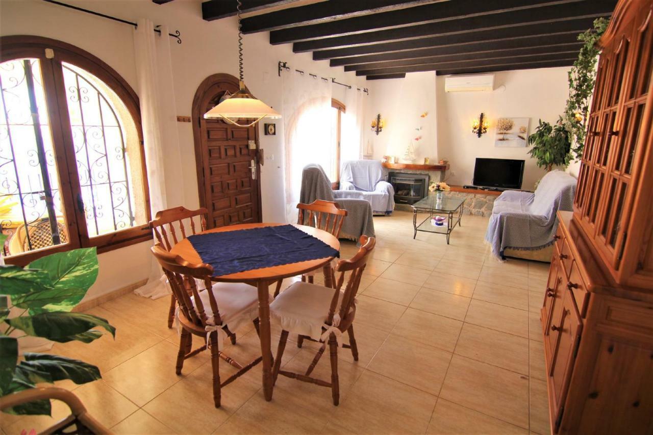 Villavenus Calpe Bagian luar foto