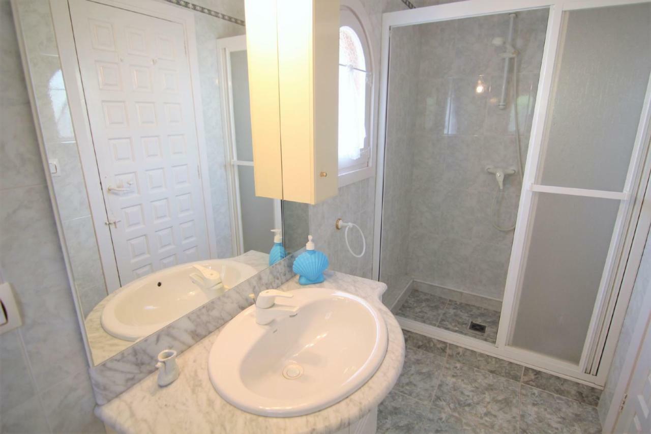 Villavenus Calpe Bagian luar foto